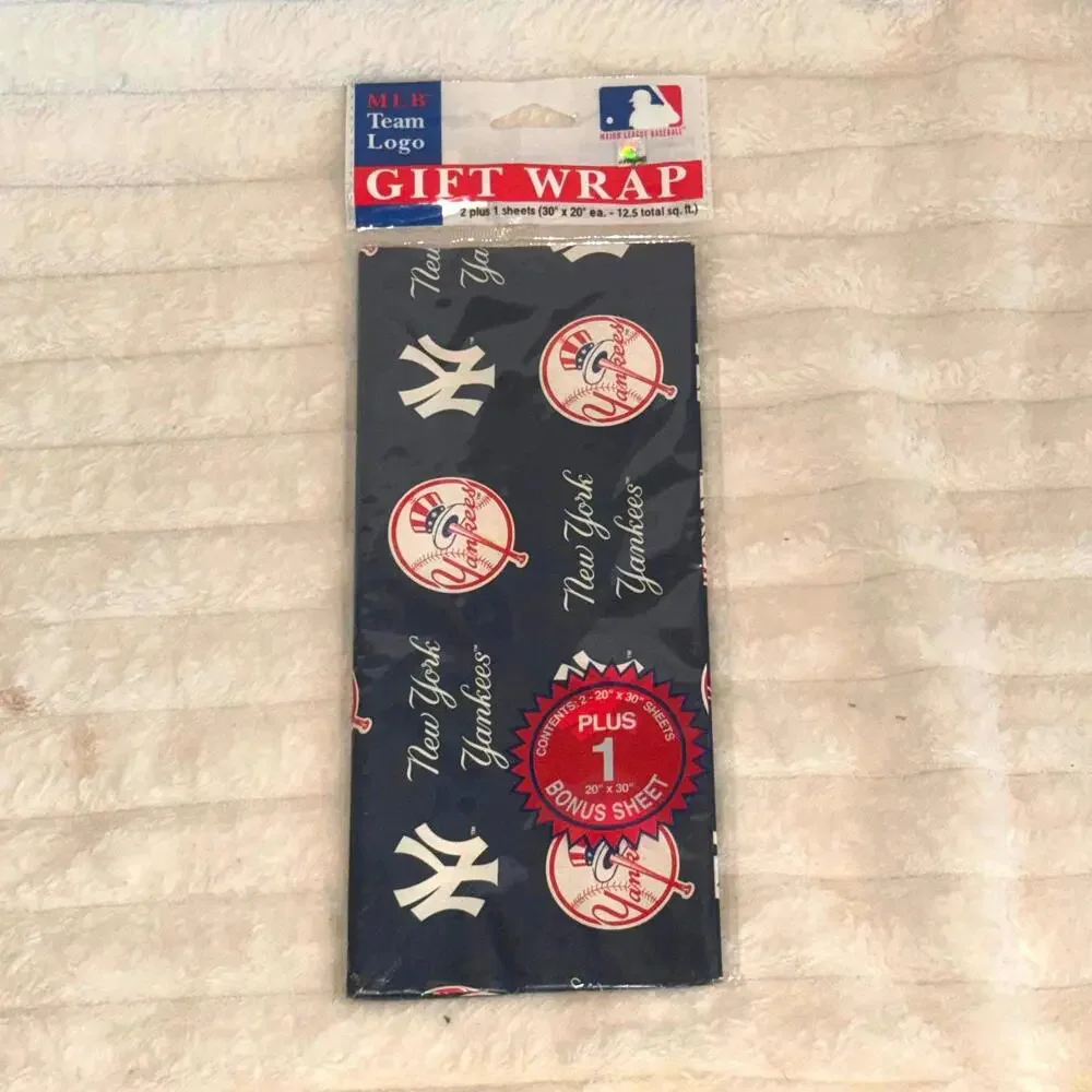 MLB New York Yankees Wrapping‎ Paper Holiday Gift Wrap Vintage Baseball Holiday